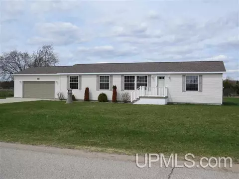 5008 Alyssa 1704, Escanaba, MI 49829 photo 1