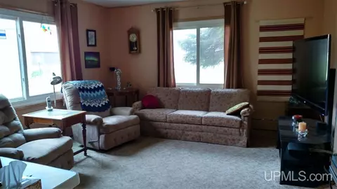 646 Teal Lk, Ishpeming, MI 49849 photo 4