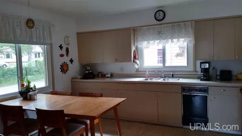 646 Teal Lk, Ishpeming, MI 49849 photo 6