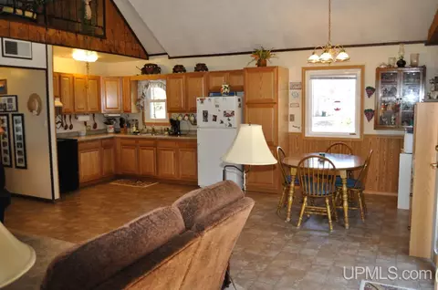 3169 Deer Lk, Ishpeming, MI 49849 photo 4