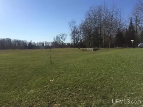 10874 S 75, Rapid River, MI 49878 photo 6