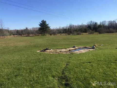 10874 S 75, Rapid River, MI 49878 photo 8