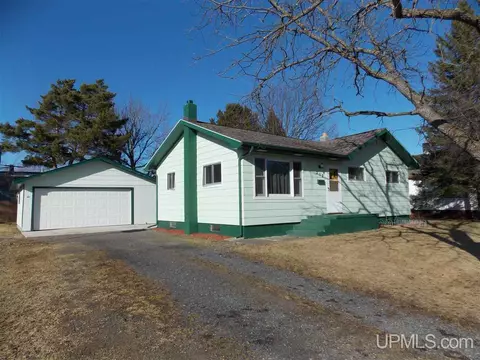 212 Eastern, L'anse, MI 49946 photo 1