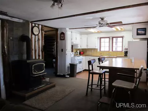 1450 Fifth, Wakefield, MI 49968 photo 4