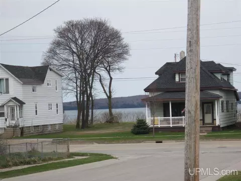 111 Chestnut, Munising, MI 49862 photo 15