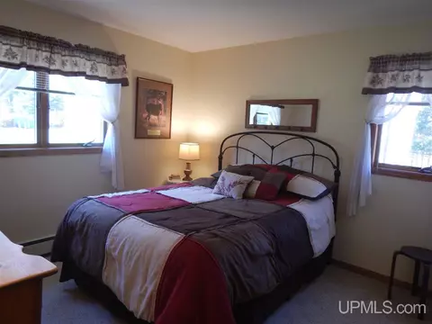 10026 I, Cornell, MI 49818 photo 12