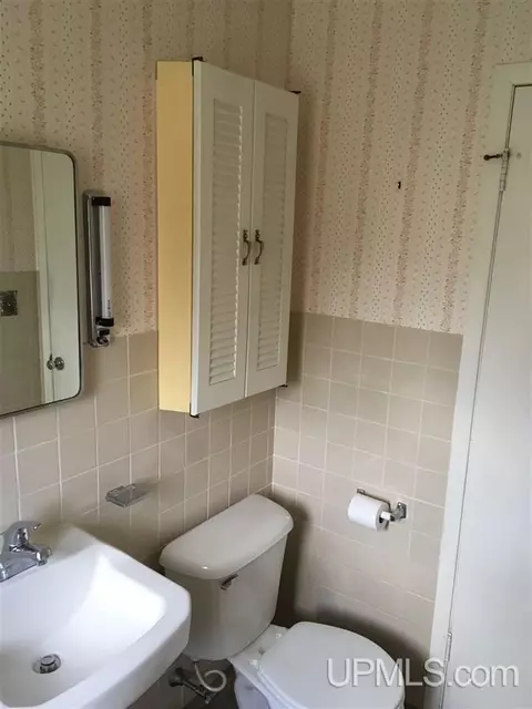770 Juniper, Ishpeming, MI 49849 photo 13