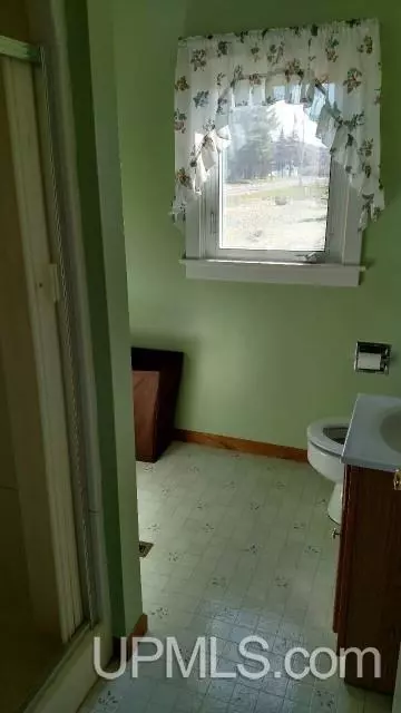 606 Plank, Greenland, MI 49929 photo 8