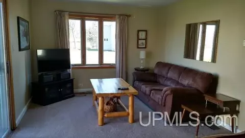 606 Plank, Greenland, MI 49929 photo 4
