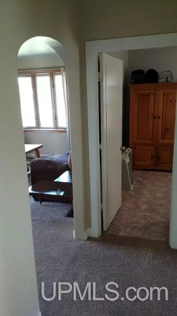 606 Plank, Greenland, MI 49929 photo 5