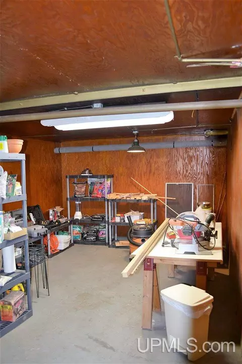 421 N N Lk, Ishpeming, MI 49849 photo 33