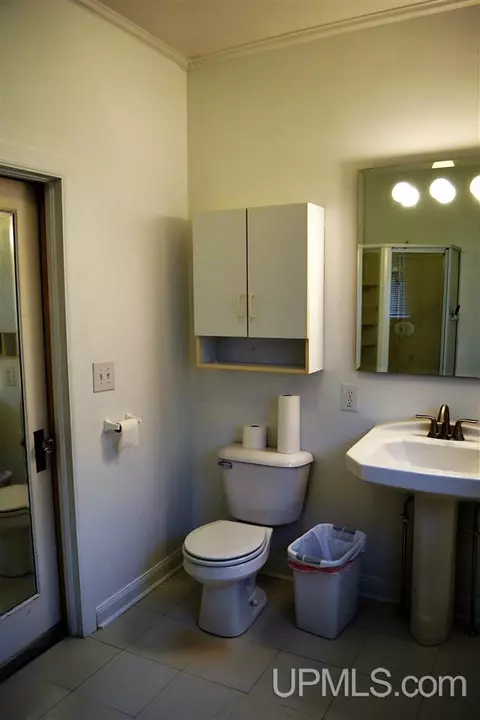 421 N N Lk, Ishpeming, MI 49849 photo 27
