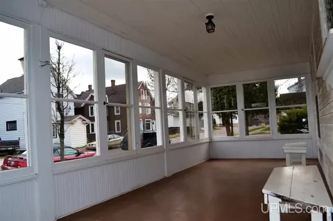 421 N N Lk, Ishpeming, MI 49849 photo 3