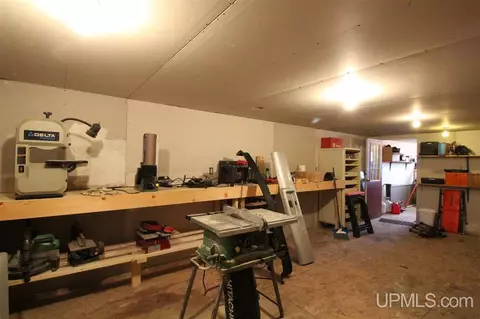 1031 Stephenson, Escanaba, MI 49829 photo 30