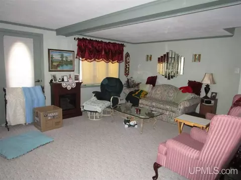 15961 N Main, Powers, MI 49874 photo 6