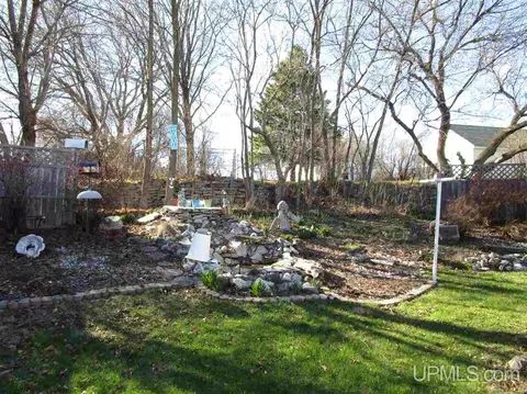 15961 N Main, Powers, MI 49874 photo 11