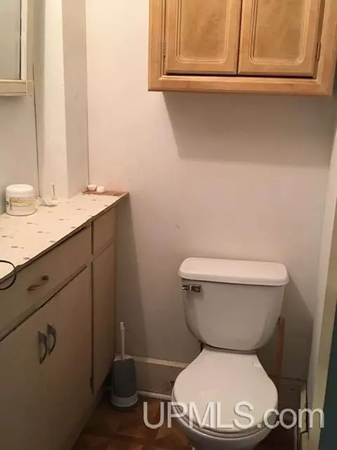 109 North, Wakefield, MI 49968 photo 7