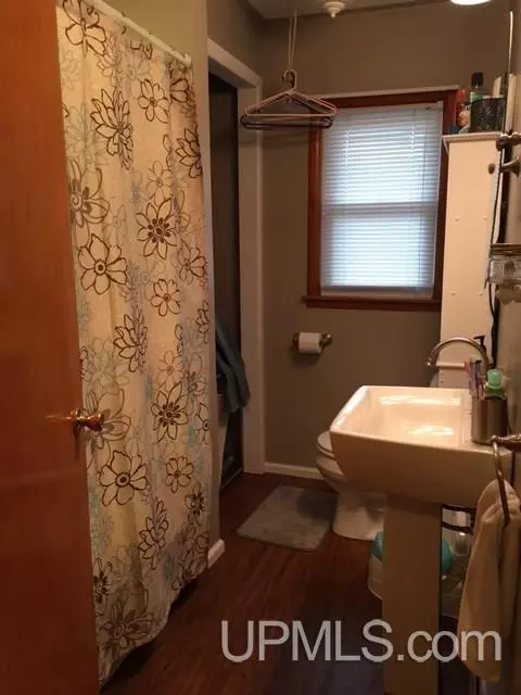 1840 N N Lk, Ishpeming, MI 49849 photo 10