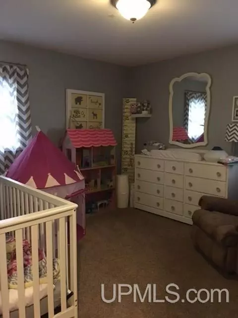 1840 N N Lk, Ishpeming, MI 49849 photo 11
