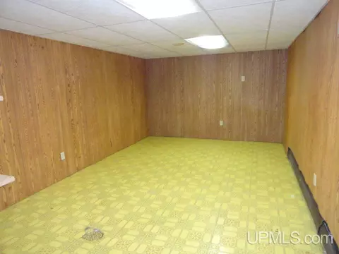 1634 Sand Pt, Munising, MI 49862 photo 21