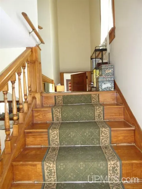 226 W Munising, Munising, MI 49862 photo 15