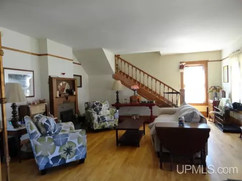 226 W Munising, Munising, MI 49862 photo 3
