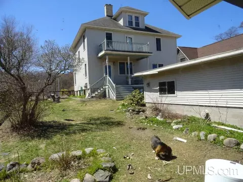 226 W Munising, Munising, MI 49862 photo 27