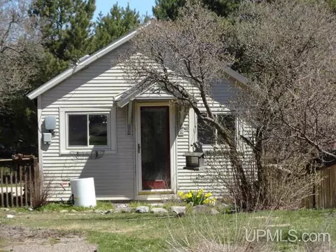 226 W Munising, Munising, MI 49862 photo 30