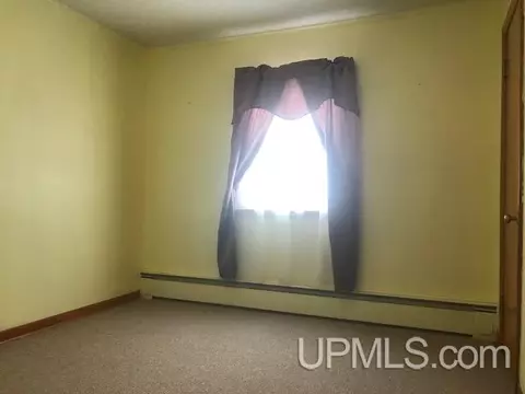 145 N Marigold, Ishpeming, MI 49849 photo 7