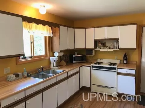 382 Cedardale 28th, Cornell, MI 49818 photo 5
