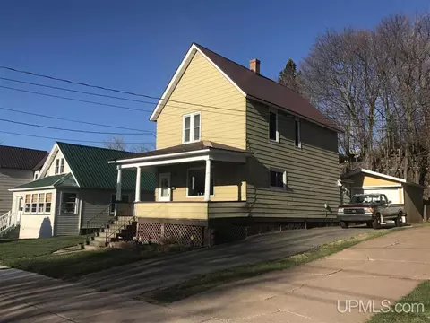 129 York, Ishpeming, MI 49849 photo 32