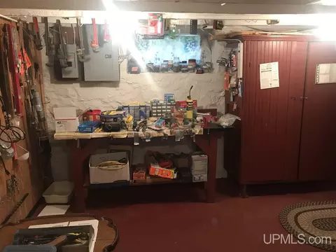 129 York, Ishpeming, MI 49849 photo 26