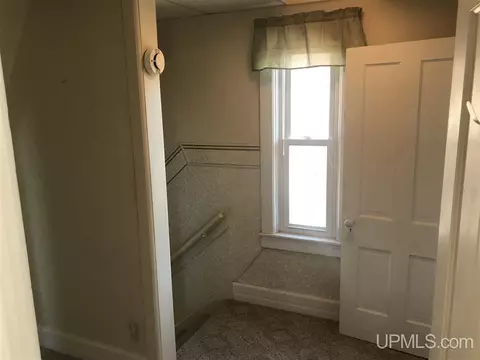 129 York, Ishpeming, MI 49849 photo 21