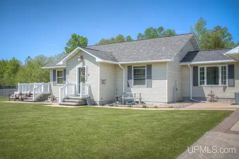 1758 12th, Bark River, MI 49807 photo 6