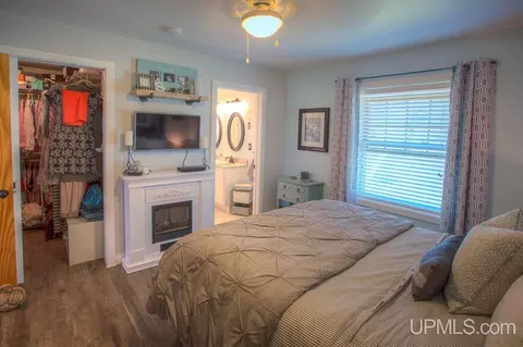 1758 12th, Bark River, MI 49807 photo 13