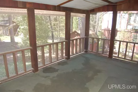 38 Elder, Marquette, MI 49855 photo 8