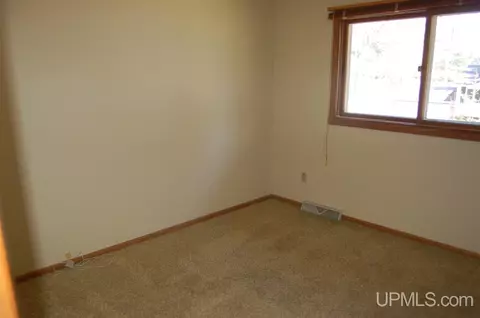 38 Elder, Marquette, MI 49855 photo 15