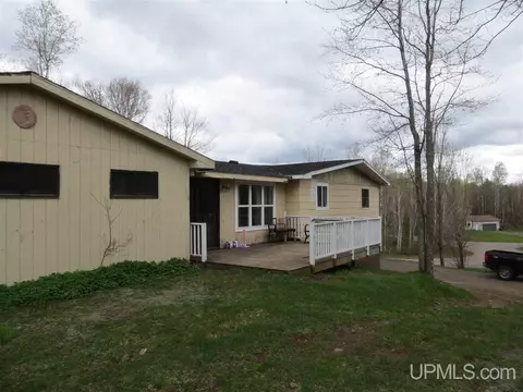 25 Twin Pnes, Ishpeming, MI 49849 photo 32