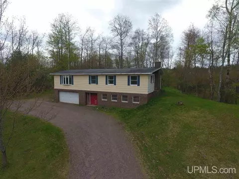 25 Twin Pnes, Ishpeming, MI 49849 photo 1