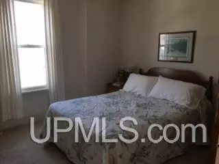 311 Ogden, Escanaba, MI 49829 photo 6