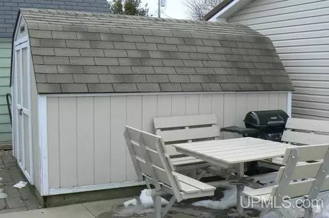 214 E Munising, Munising, MI 49862 photo 12