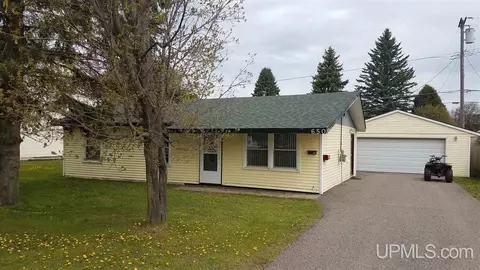650 Greenwood, Ishpeming, MI 49849 photo 1