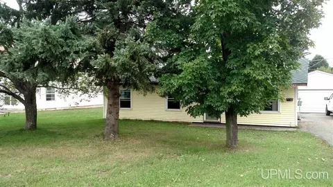 650 Greenwood, Ishpeming, MI 49849 photo 12