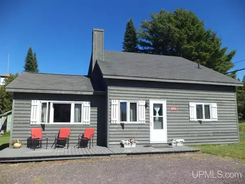8818 Eagle Hbr, Mohawk, MI 49950 photo 1
