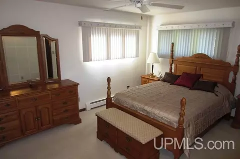 225 S Pansy, Ishpeming, MI 49849 photo 11