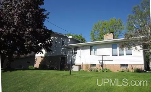 225 S Pansy, Ishpeming, MI 49849 photo 21