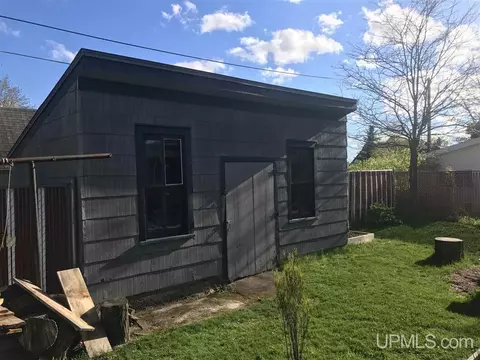 624 Iron, Ishpeming, MI 49849 photo 35