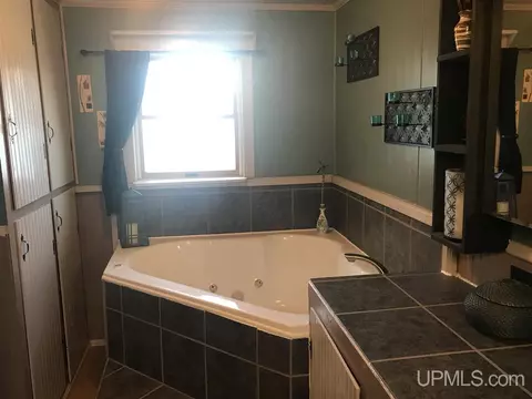 624 Iron, Ishpeming, MI 49849 photo 19