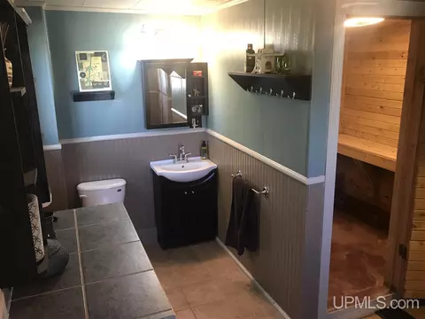 624 Iron, Ishpeming, MI 49849 photo 22