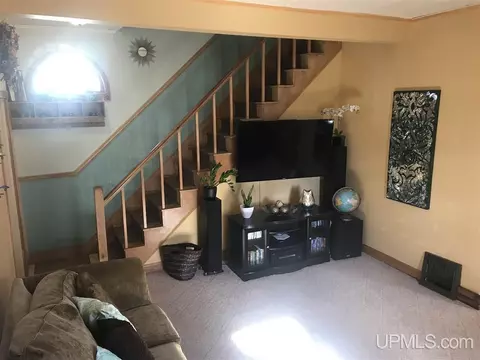 624 Iron, Ishpeming, MI 49849 photo 17